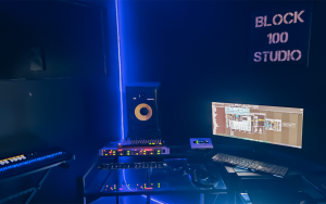 Block100Studio - Purple Vibe 2026 - Workstation